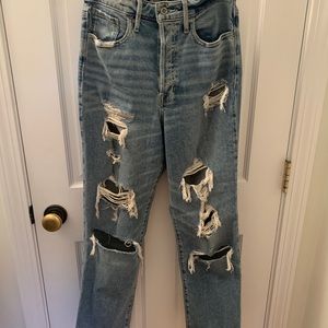 Hollister Ultra-High-Rise Vintage Straight jeans